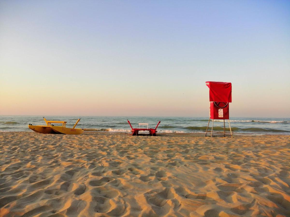 Mehari Rimini - Family Hotel ภายนอก รูปภาพ