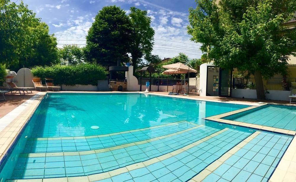 Mehari Rimini - Family Hotel ภายนอก รูปภาพ