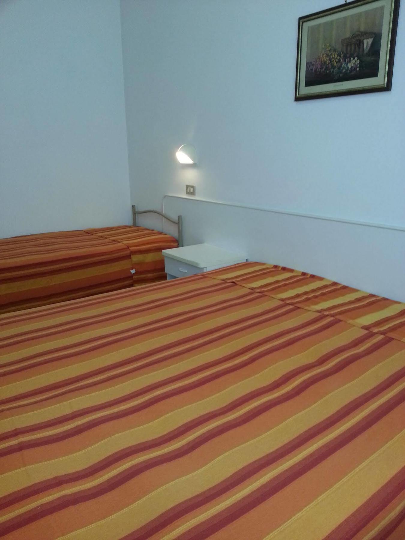 Mehari Rimini - Family Hotel ภายนอก รูปภาพ